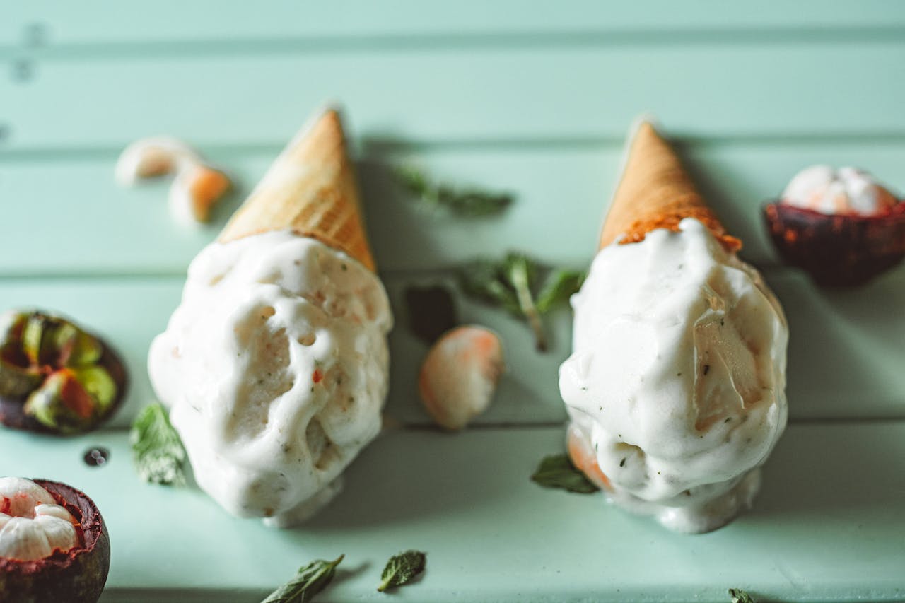 Delicias Saludables: Recetas de Helados y Postres para Disfrutar en Casa
