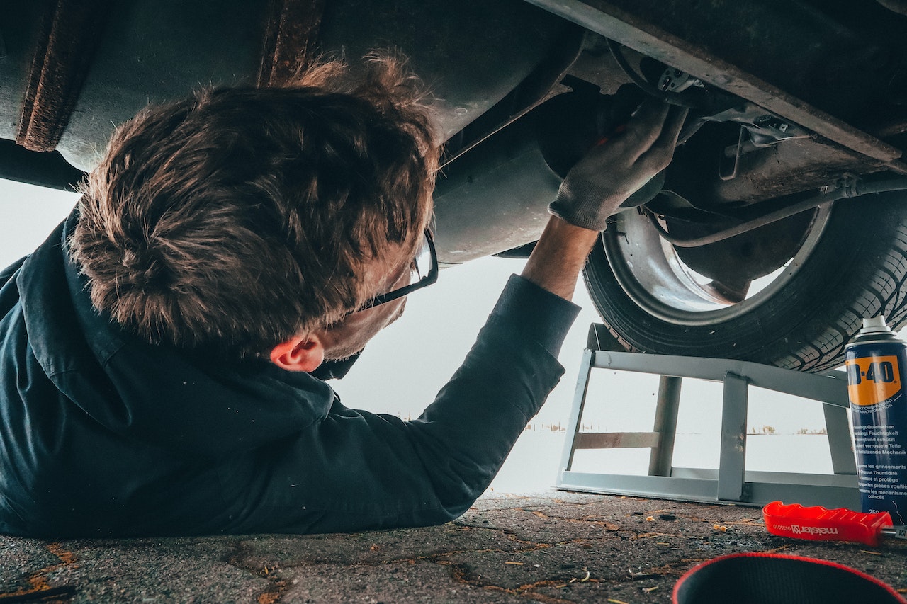 7 Consejos para Reparar Áreas de Difícil Acceso