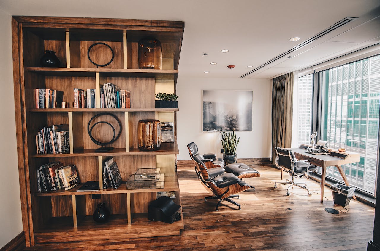 Mantenimiento Preventivo: Cómo Cuidar y Preservar Muebles de Madera en Ambientes Húmedos