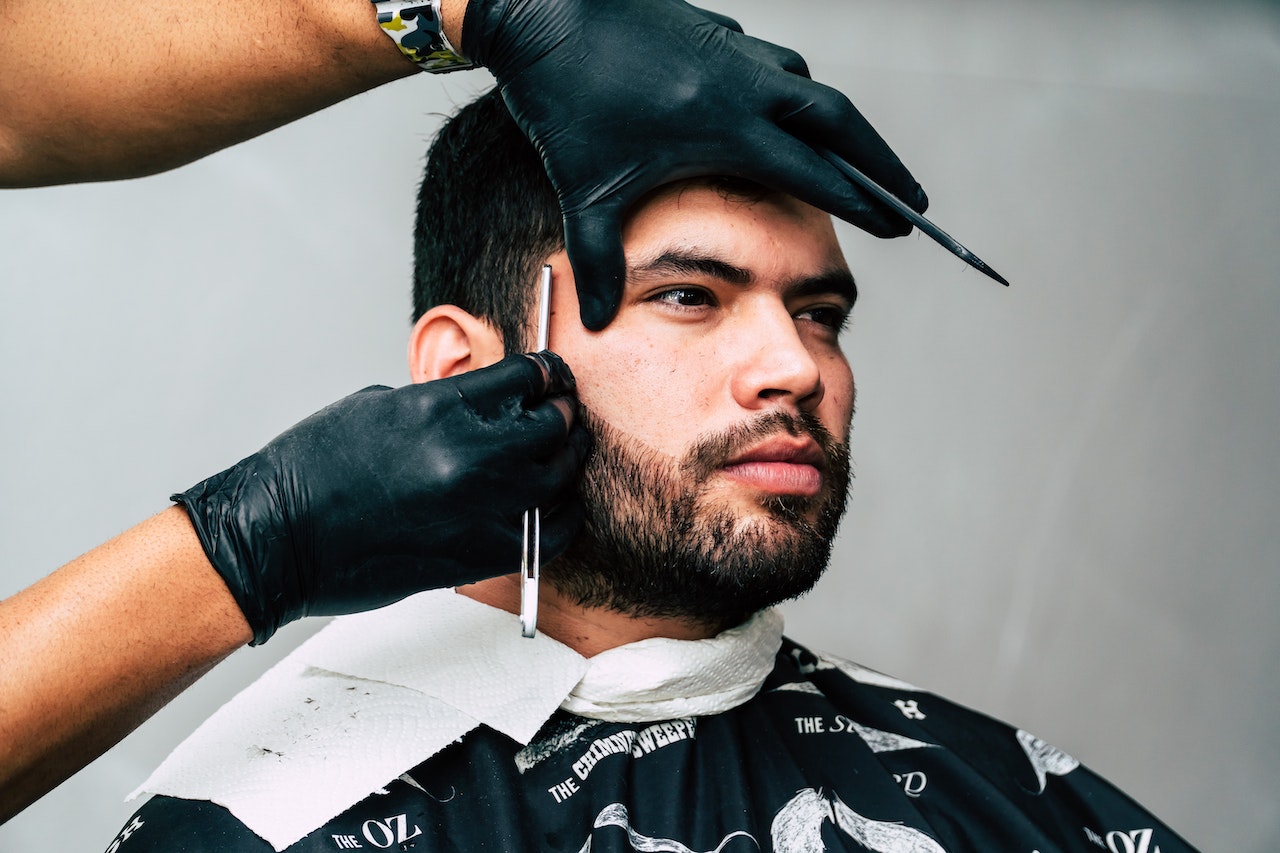 10 Pasos para un corte de pelo en degradé en casa
