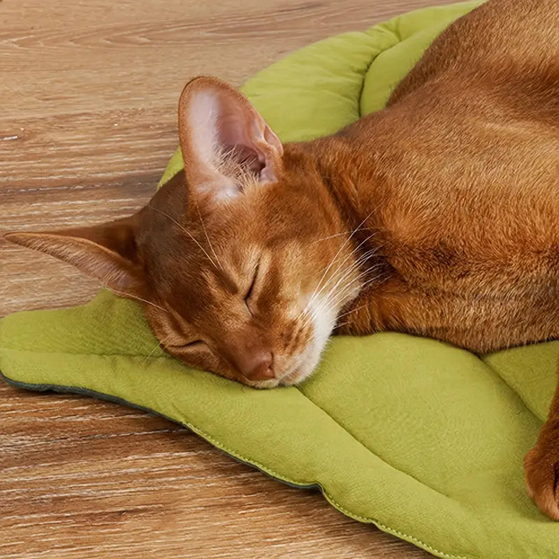 Colchoneta Protectora de Sofa Mascotas con Forma de Hoja