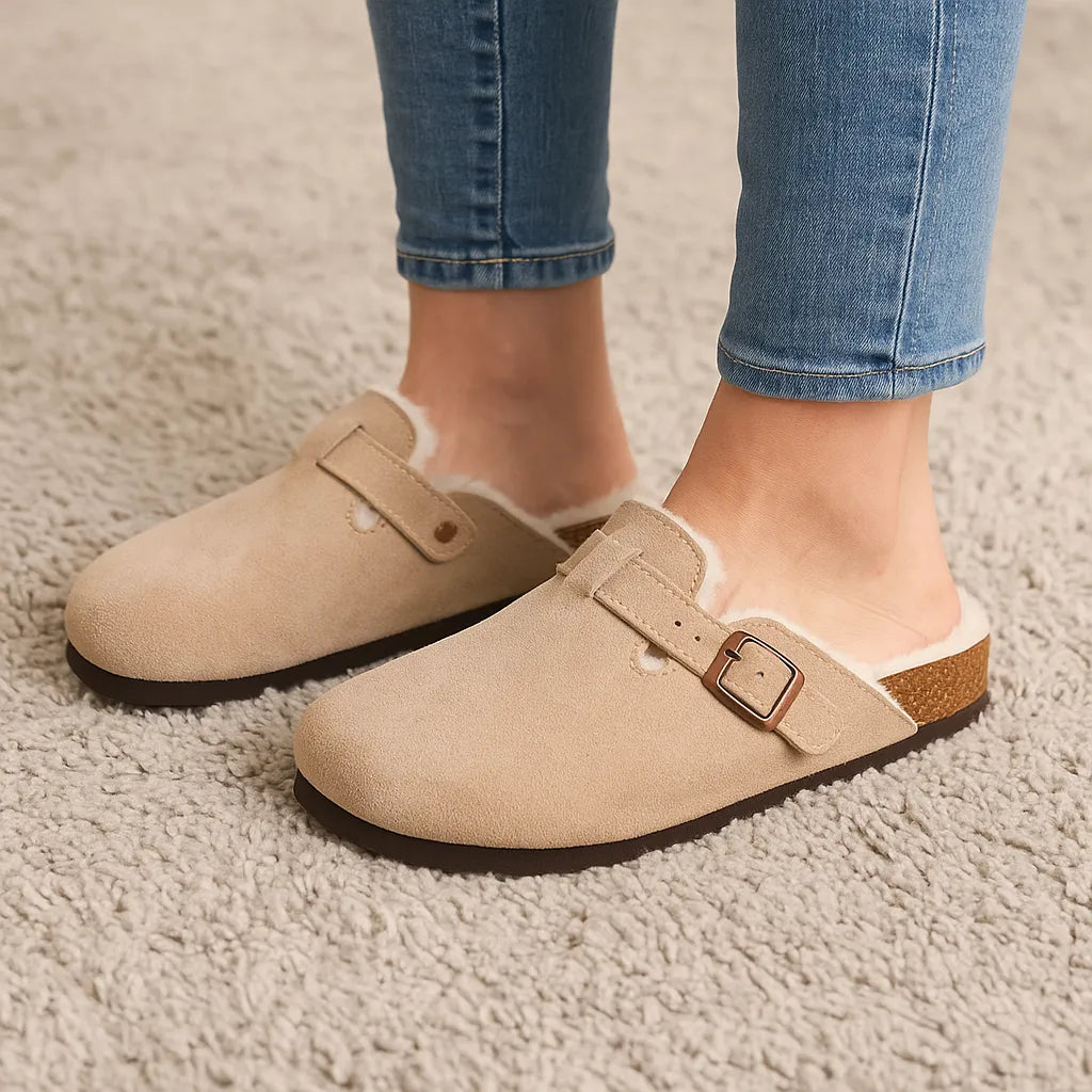 Zapatillas Clogs Fuzzy en Gamuza con Corderito