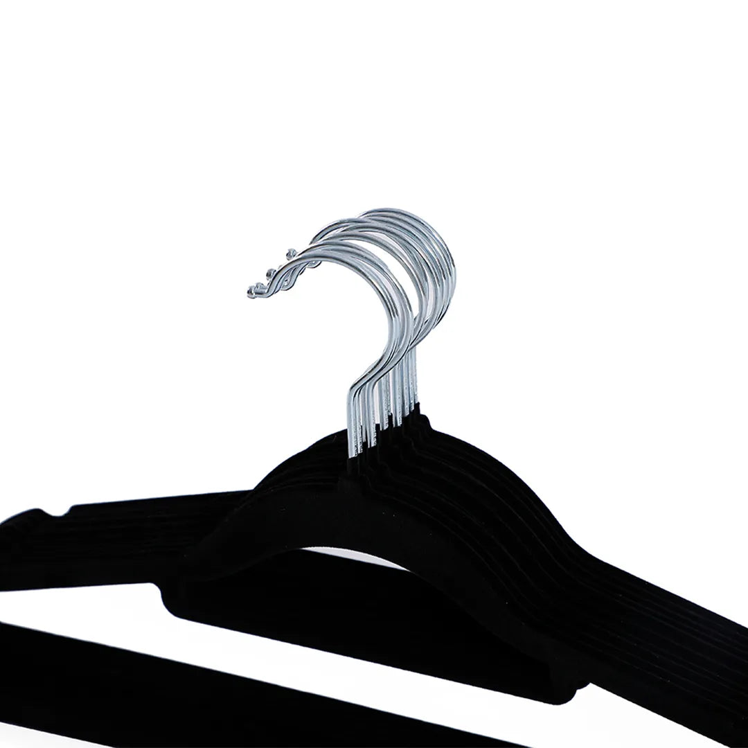Pack de 10 Perchas Terciopeladas Negras