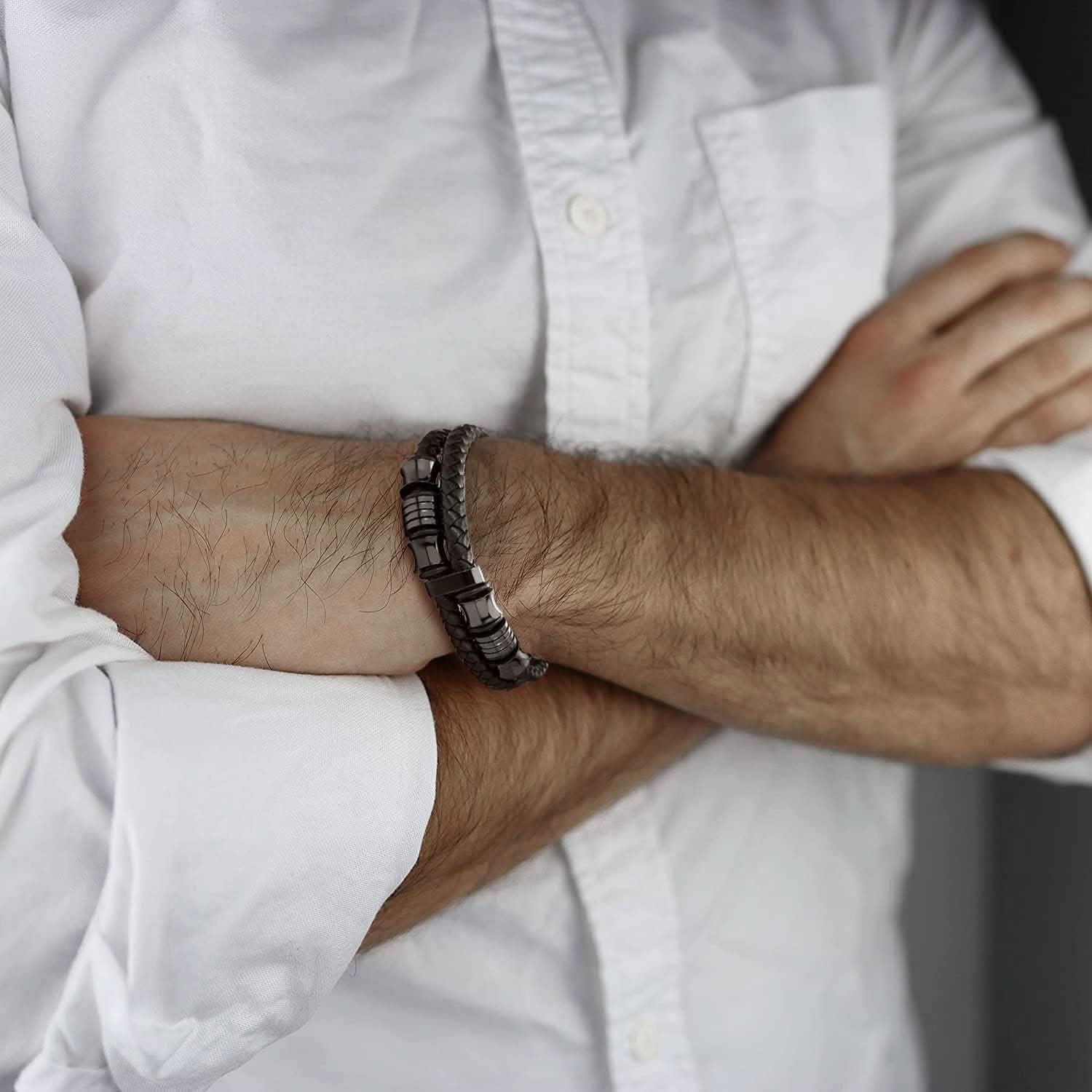 Pulsera Beyond Doble Hilera con Apliques