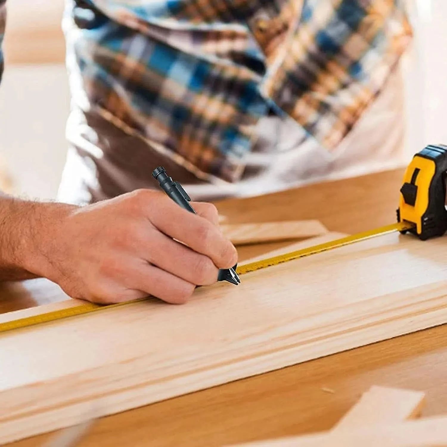 Herramienta de trazado multifuncional con lápiz