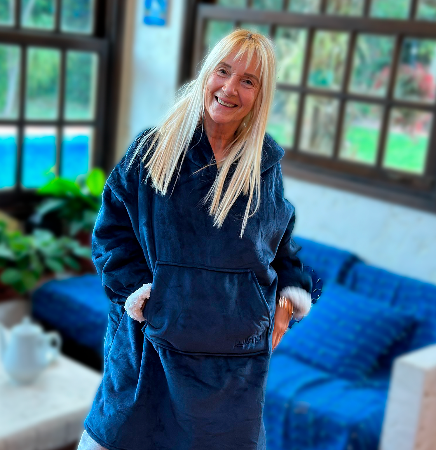 Hoodie Azul Polar con Capucha Marca Wilma