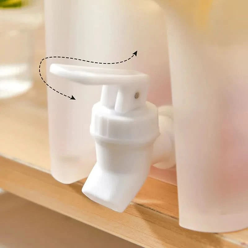 Contenedor de Líquidos Milhome para Heladera de  2,5 Litros