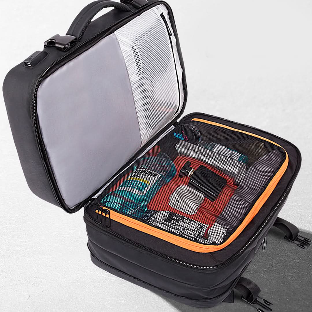 Mochila Bange de Gran Capacidad 37 Litros con USB
