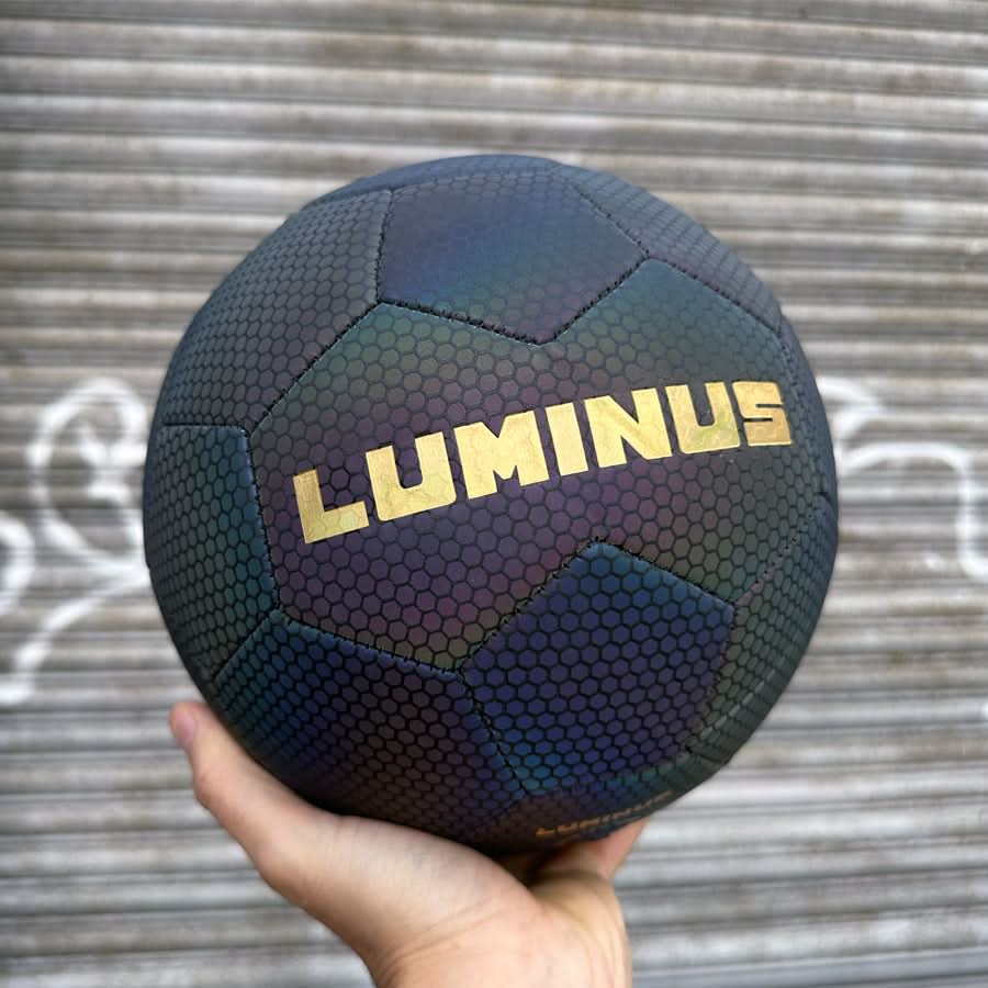 Pelota de Futbol Reflectiva Luminus