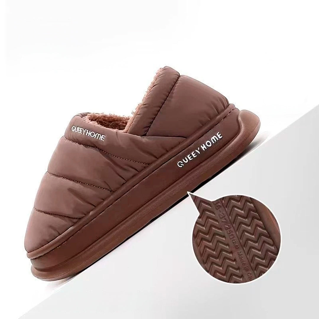 Pantufla Cerrada Queey Home con Simil Corderito