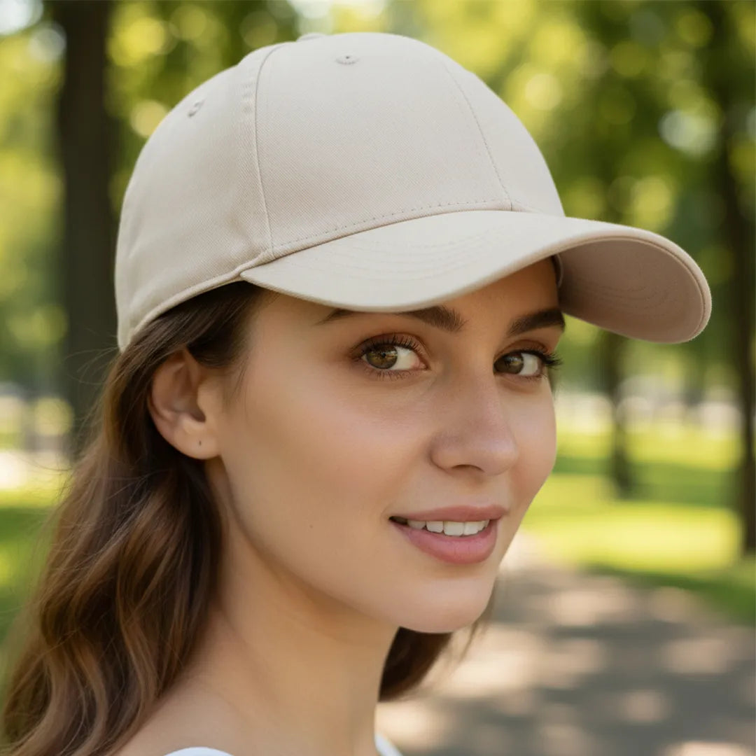 Gorra con Adaptacion Para Cola de Cabello
