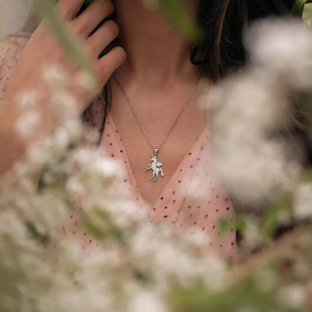 Collar Con Unicornio Para Niña – Plata De Ley 925, Colores Vivos